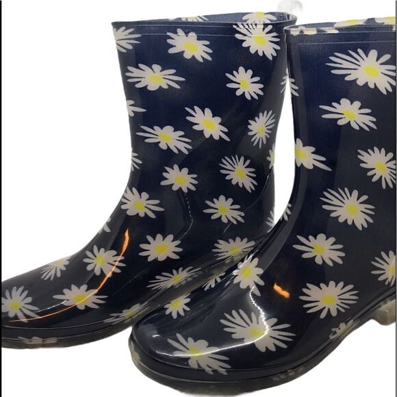 Daisy Graphic Rain Boots Size 8 - Picture 2 of 4